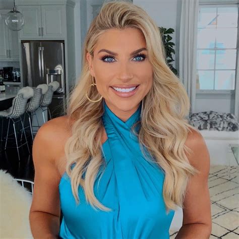 melanie.collins|Melanie Collins Bio: Reporter, Net Worth & Husband.